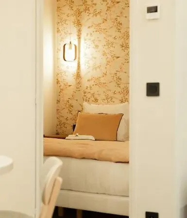 New Luxury - 4 People Appartamento Parigi