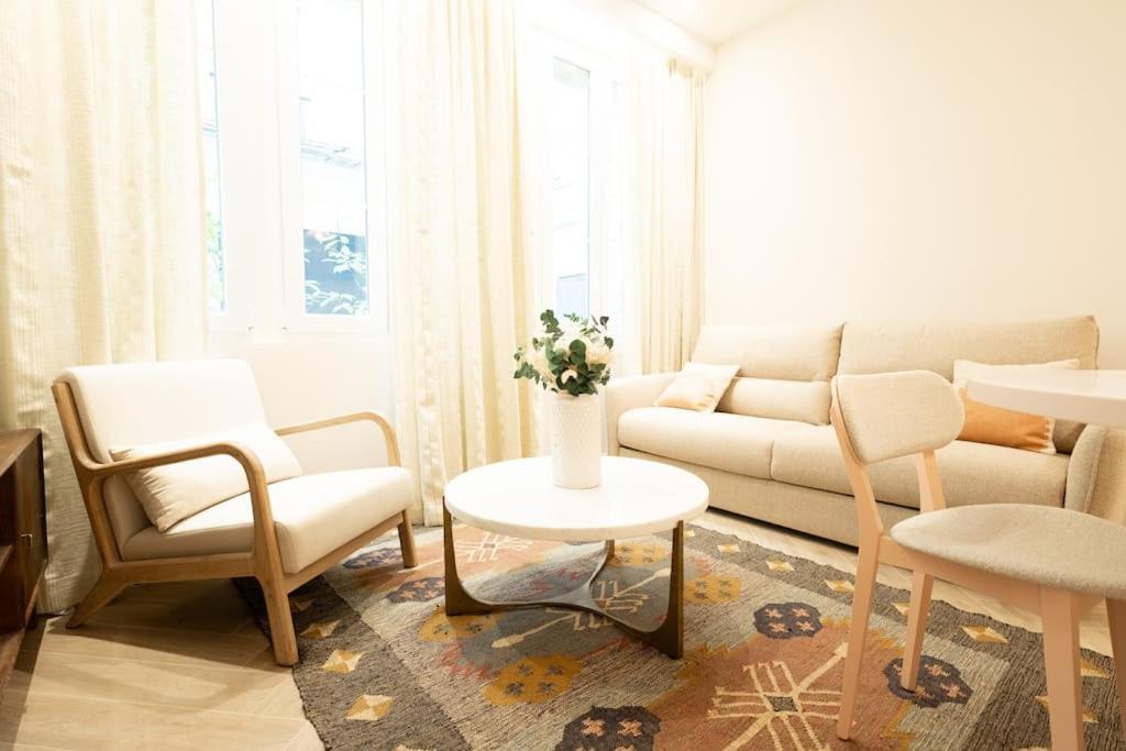 New Luxury - 4 People Appartamento Parigi