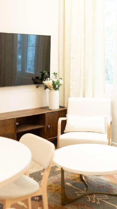 New Luxury - 4 People Appartamento *